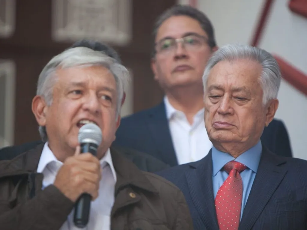 AMLO protegió actos de corrupción del hijo de Manuel Bartlett que obligaron la salida de Irma Eréndira Sandoval, acusa Scherer Ibarra