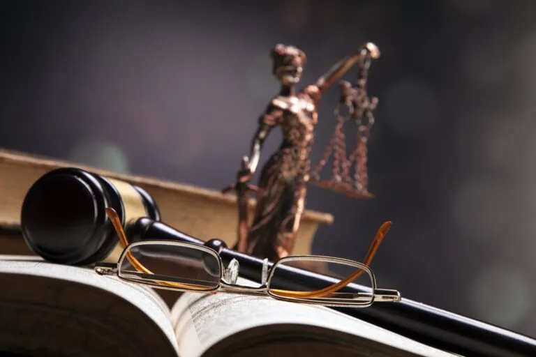 Aprueba el Senado dictamen de reforma a jornada laboral en México