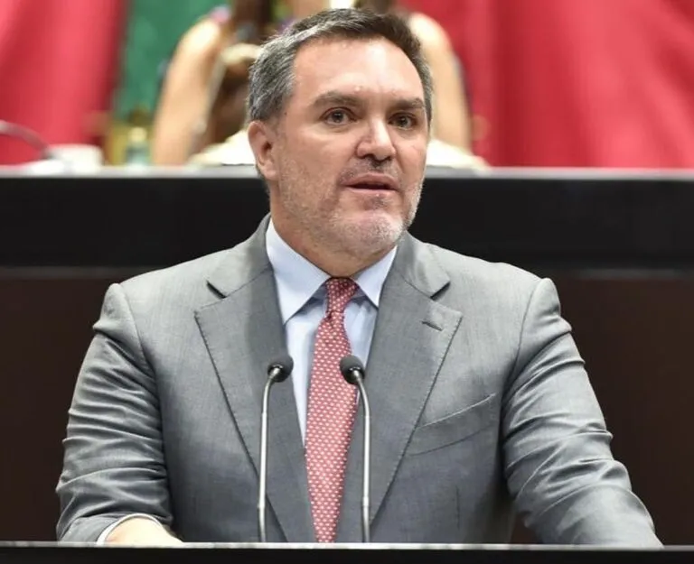 Federico Döring amplía denuncia por huachicol y solicita que Scherer comparezca ante el MP