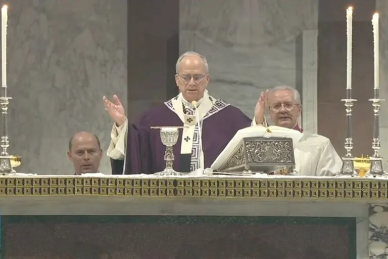 Papa abre Cuaresma alertando de las “estructuras del pecado” en un “mundo que arde”