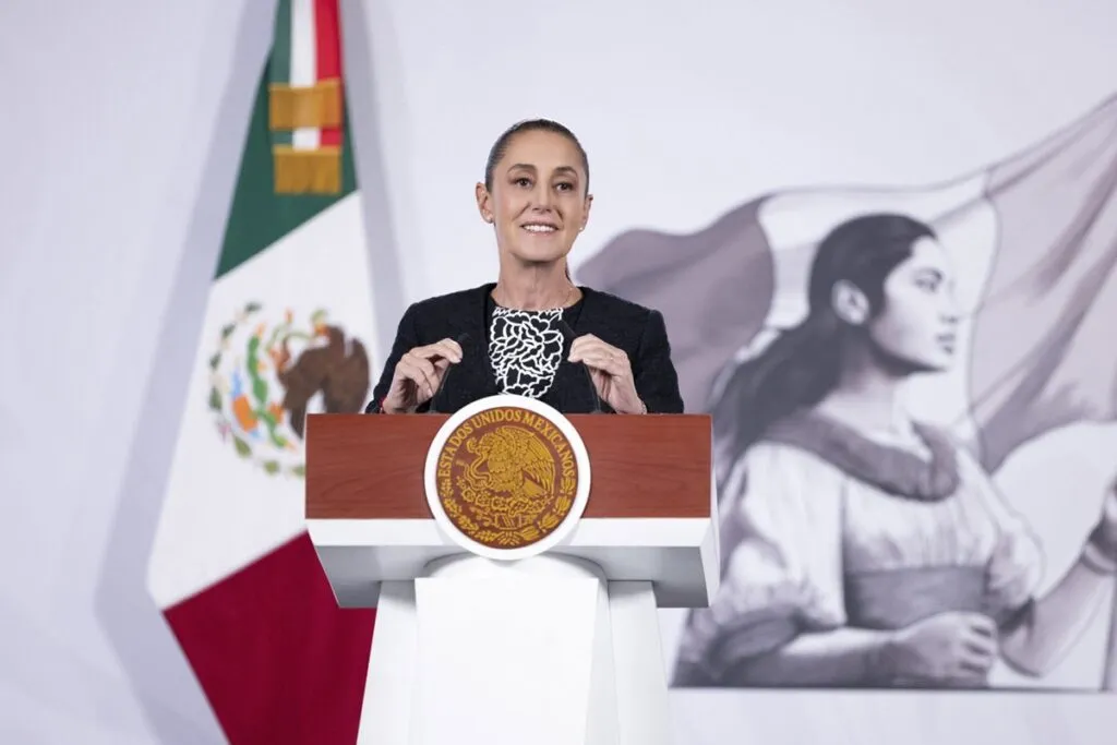 Sheinbaum descarta renuncia de Jesús Ramírez, Coordinador de Asesores