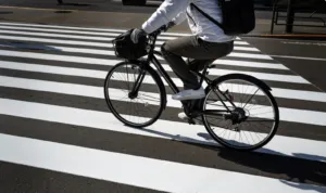 Alfredo Del Mazo Maza destaca la movilidad urbana centrada en las personas en México