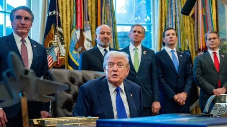 Próximo líder de Irán "tendrá que obtener nuestra aprobación": Trump