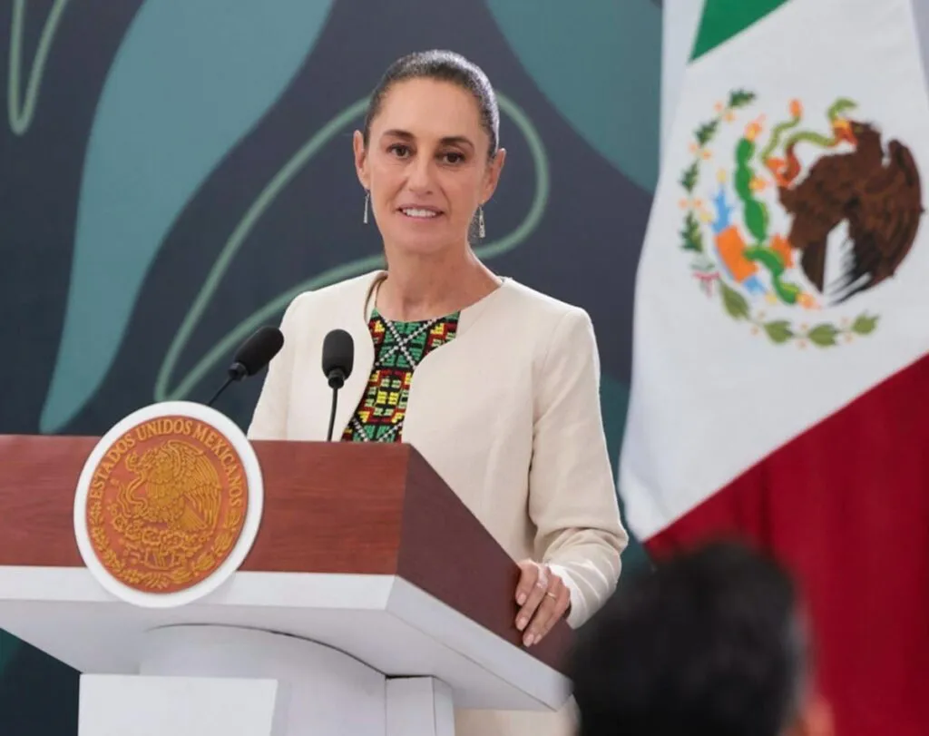 Sheinbaum cuestiona a la SCJN por reservar datos sobre compra de 151 vehículos