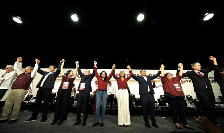 Morena elige en fast track a Ariadna Montiel como nueva dirigente nacional
