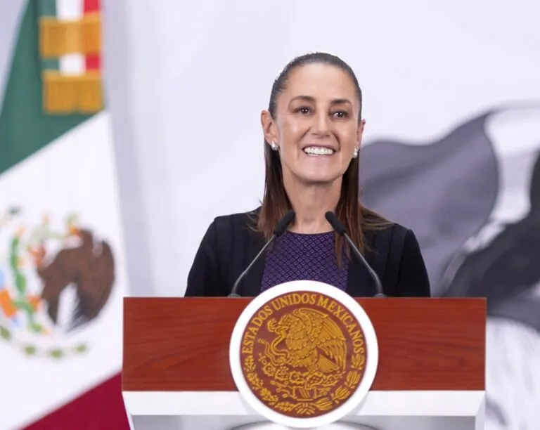 Sheinbaum niega fuga de Rocha Moya de México