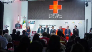 Banco Azteca hace donativo de 4 millones a la Cruz Roja