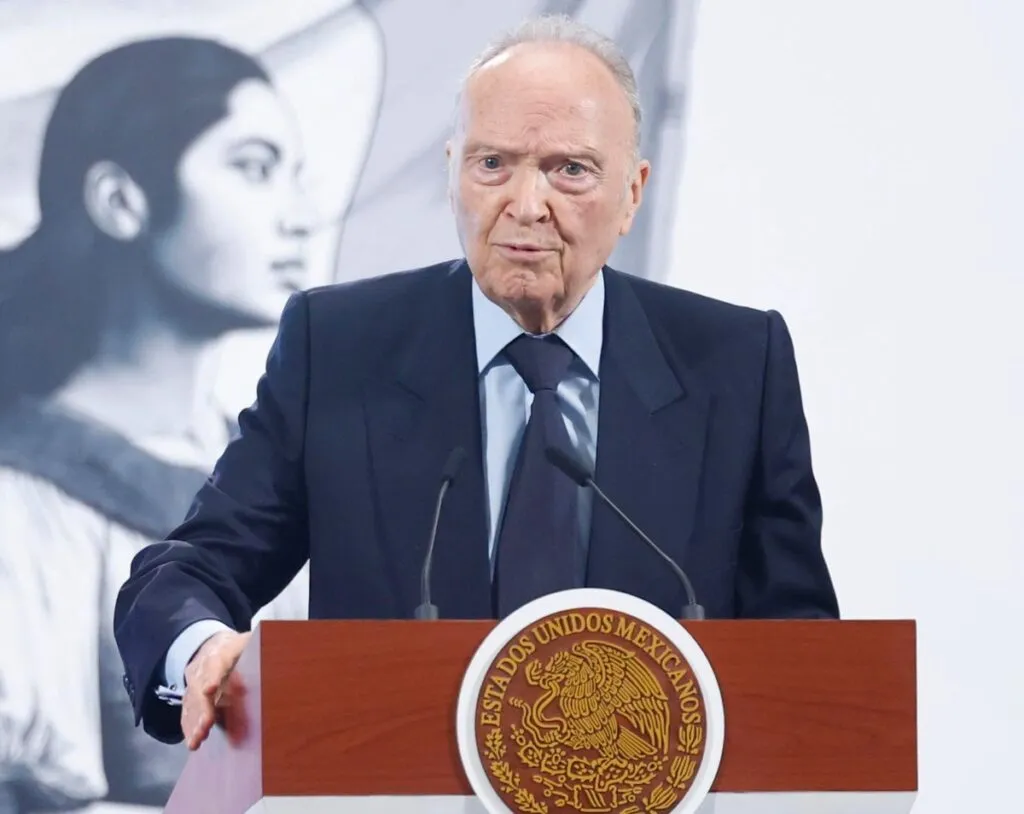 Gertz Manero transparenta patrimonio; declara inmuebles, arte y vehículos de lujo