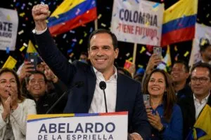 La derecha regional se alinea con De la Espriella tras triunfo en Colombia