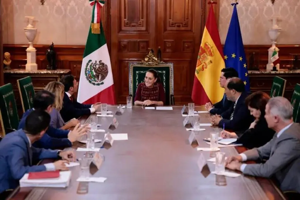 Sheinbaum reabre debate histórico con la Corona española