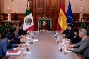 Sheinbaum reabre debate histórico con la Corona española