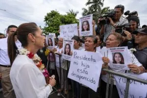 Sheinbaum recibe exigencia por desaparición de periodista en Veracruz