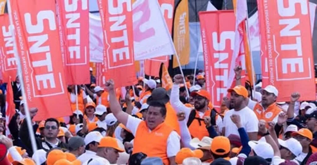 SNTE exige al Gobierno saldar adeudo de 2 mil mdp y reactivar reforma al ISSSTE