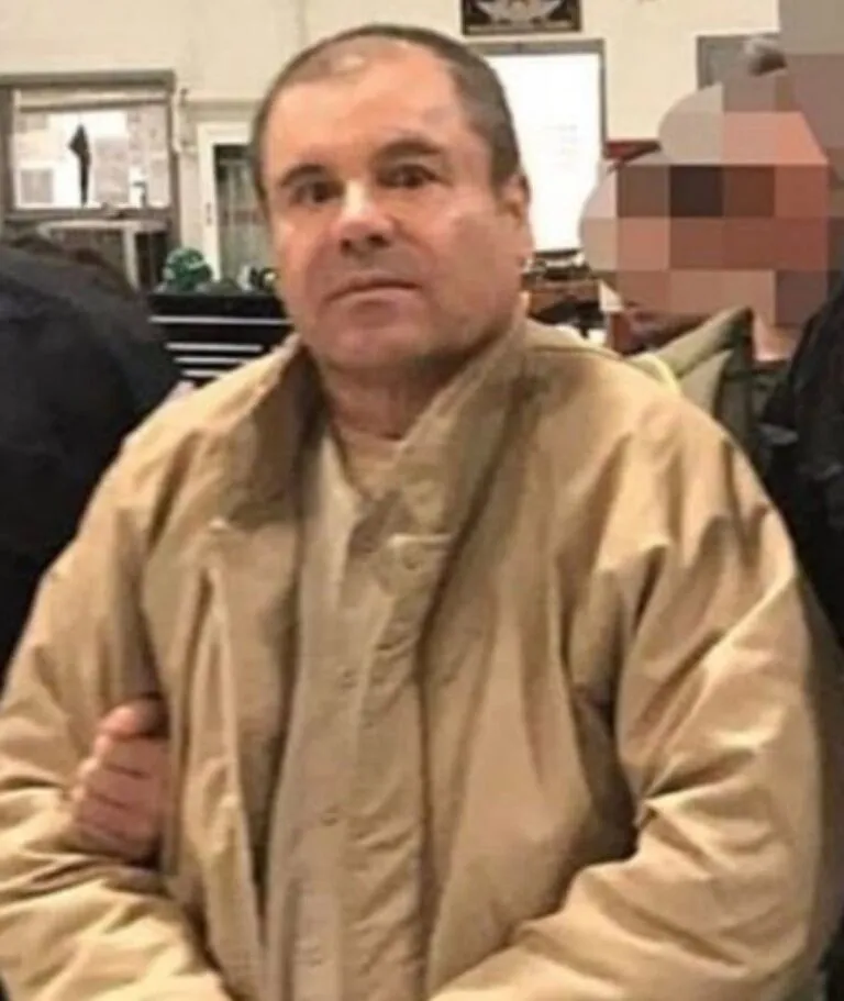 Abogado de El Chapo anuncia lista de 32 funcionarios para EU