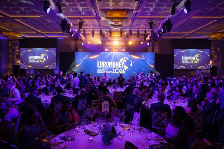 Euromoney reconoce el impacto de Banco Azteca