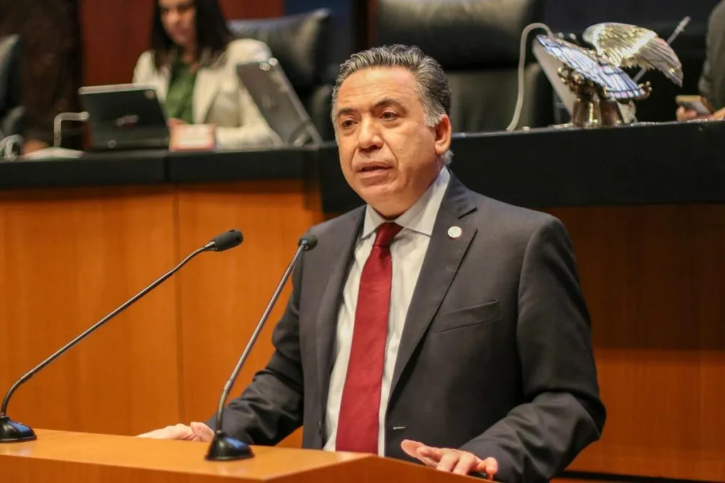 Arturo Ávila pide licencia a Inzunza y Noroña advierte costo para Morena