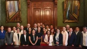 Gobernadores de Morena dan la espalda a Rocha Moya