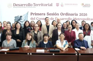 Autoridades de la Ciudad de México, Estado de México, Hidalgo y Morelos durante una reunión sobre la propuesta de crear una Policía Metropolitana.