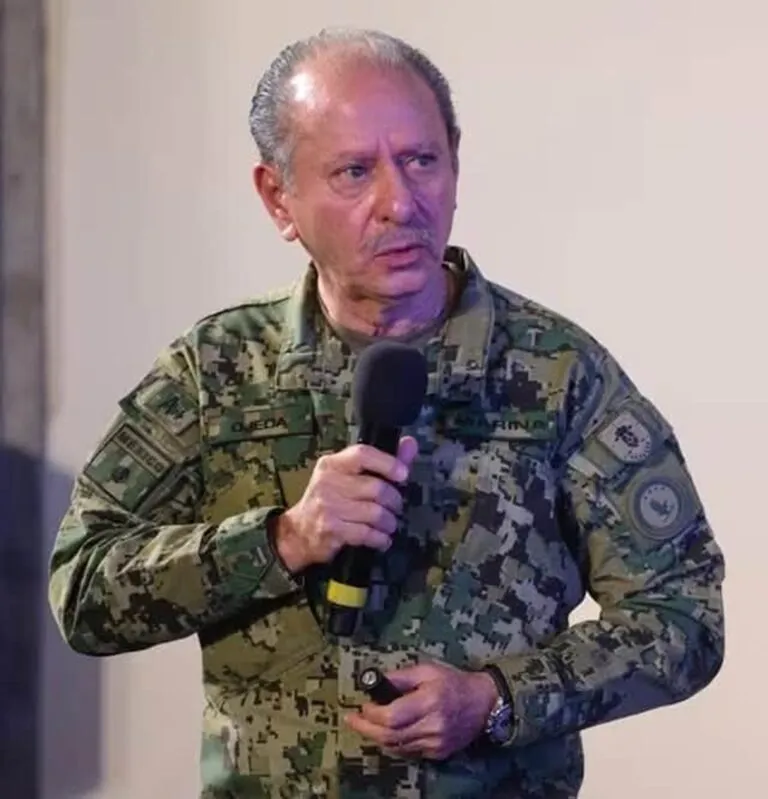 Almirante Ojeda debe comparecer: abogado de los Farías