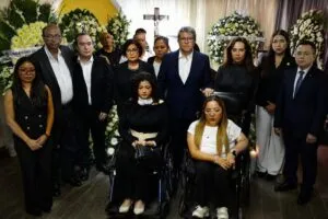 Diputados de Morena dan último adiós a Zenyazen Escobar García