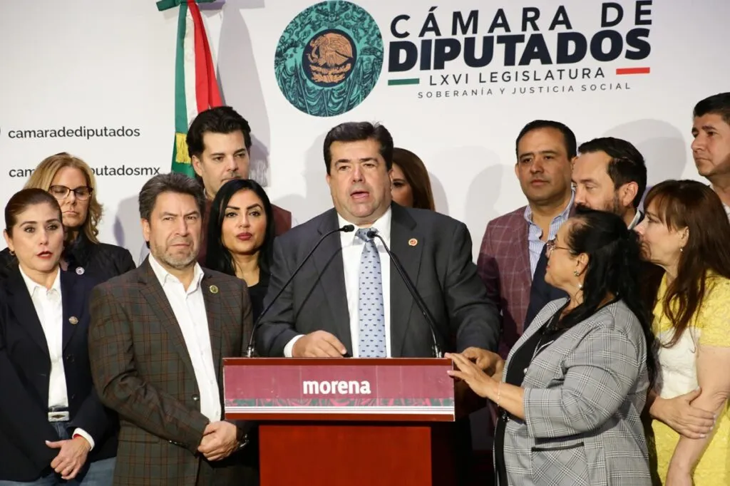 Pedro Haces abre frente político y Sheinbaum deja posible sanción a Morena