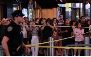 Vicepresidenta de Bank of America muere apuñalada en Times Square