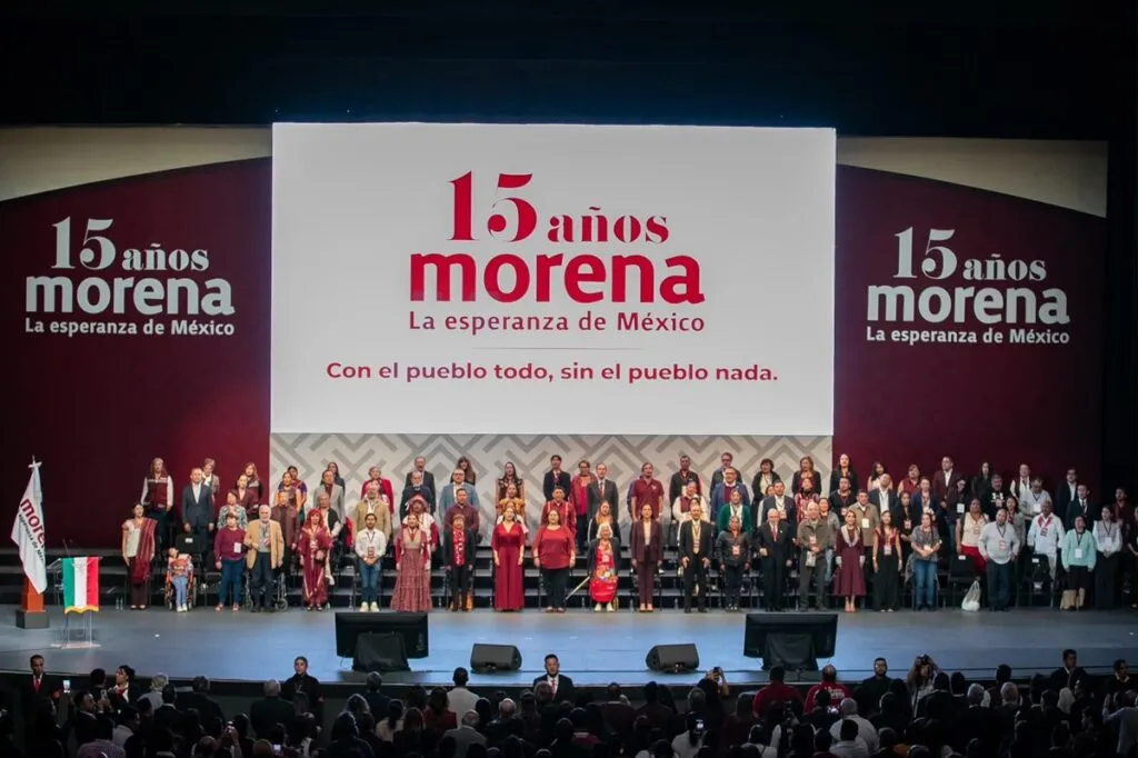 Celebran 15 años de Morena, Partido-Movimiento que hizo renacer a México