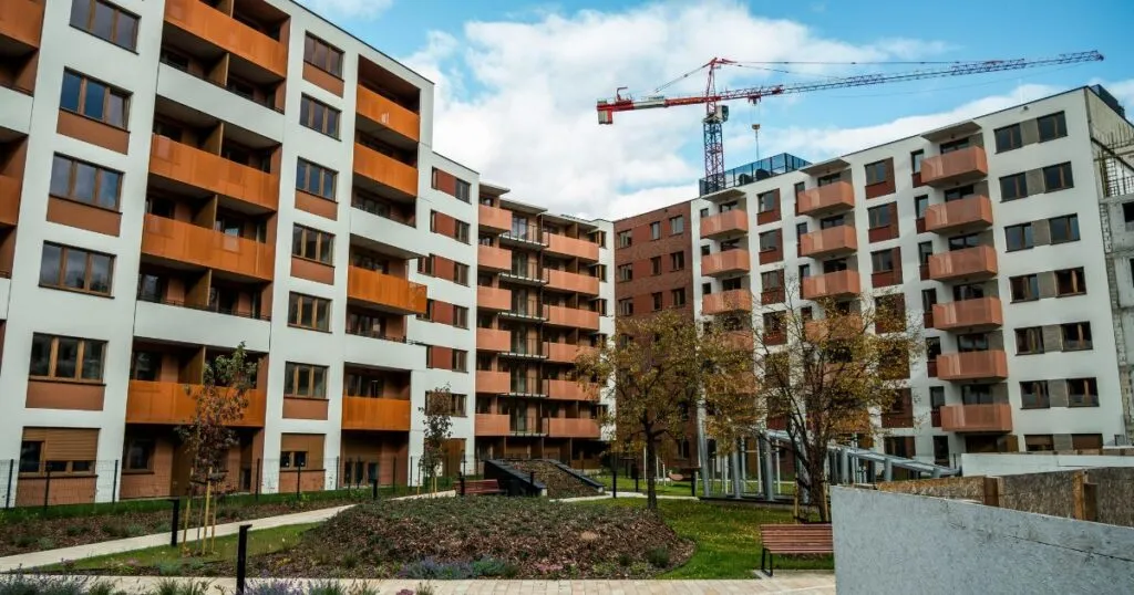 Desarrollo de vivienda impulsa inversiones en el país: Trevalde.