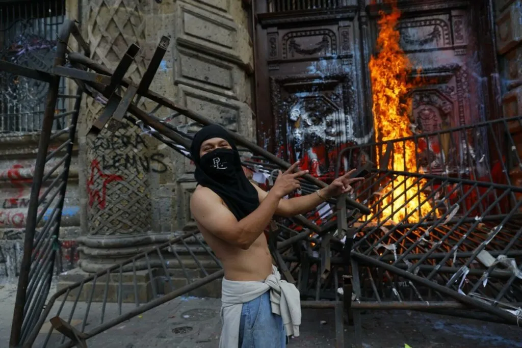 Diez detenidos tras protesta por el agua en Guadalajara