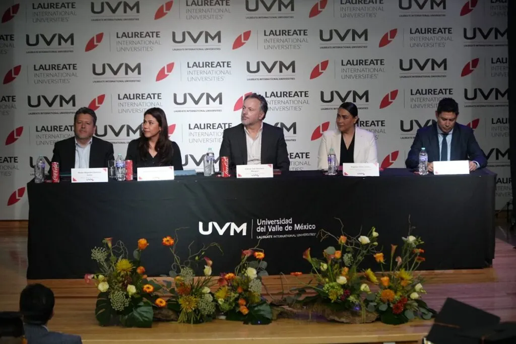 Frente al reto de la rotación laboral, Grupo Elektra y UVM certifican a más de 2,700 colaboradores en liderazgo