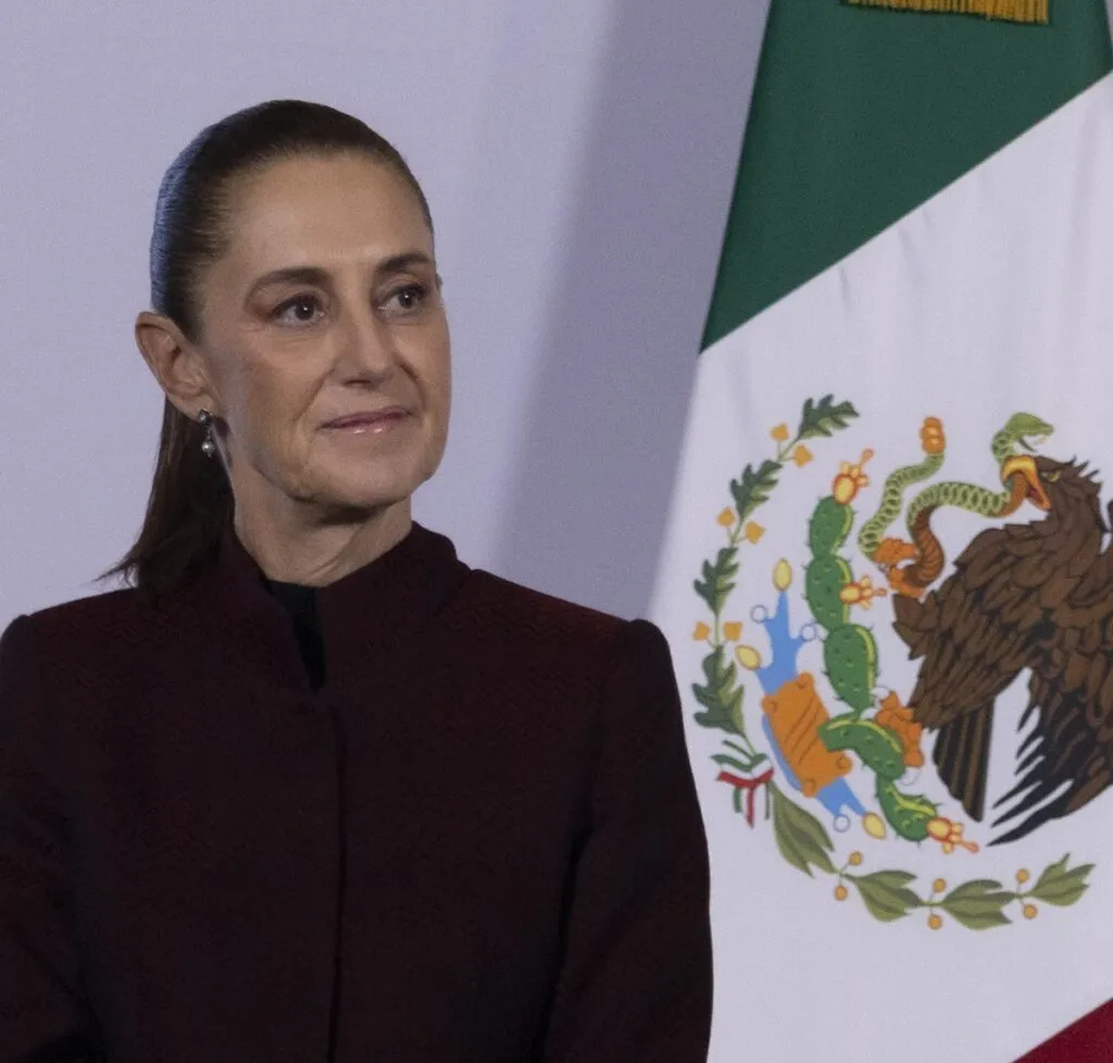 "No debe haber ninguna sombra de corrupción en el INE": Sheinbaum